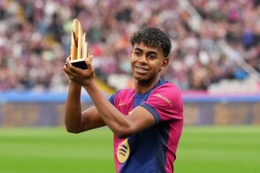 扎金花心理学：为什么人在赢钱时会产生“我是神”的控制错觉？（扎金花中的心理陷阱：为何赢钱会让人产生“掌控一切”的错觉？）