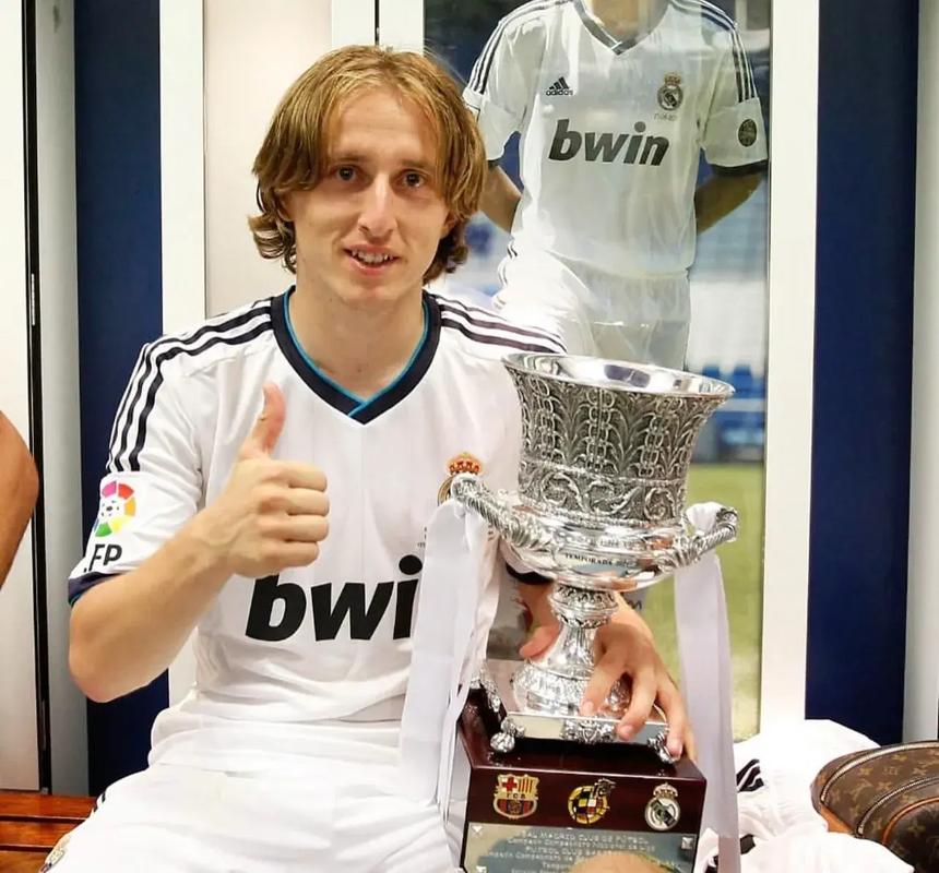 五子棋AI辅助分析准确率提升