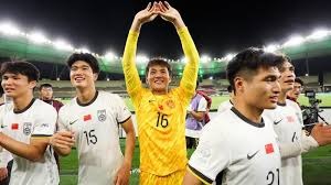 芝加哥白袜队新秀萨利（Chris Sale）单场投出 15 次三振且无保送